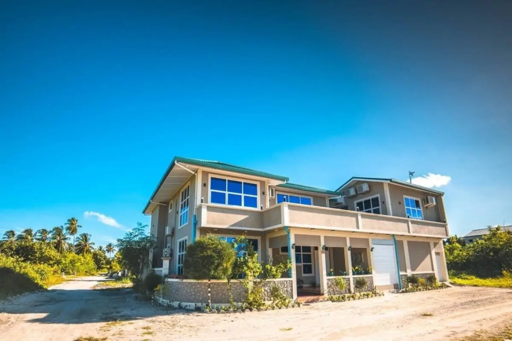 Green Wing in Hithadhoo, Maldives