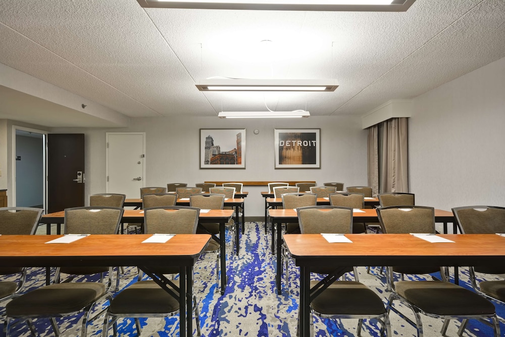 Hampton Inn Detroit Northville - photo 24