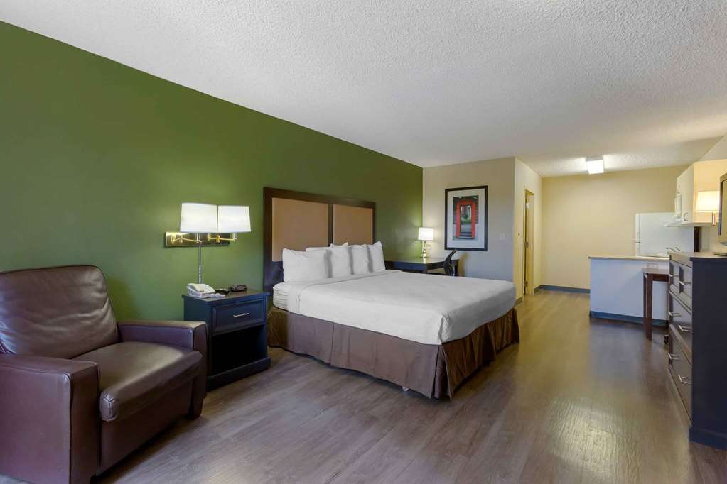 Extended Stay America Select Suites Phoenix Scottsdale North - photo 8
