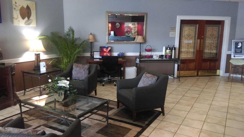 Ramada by Wyndham & Suites Warner Robins - photo 7