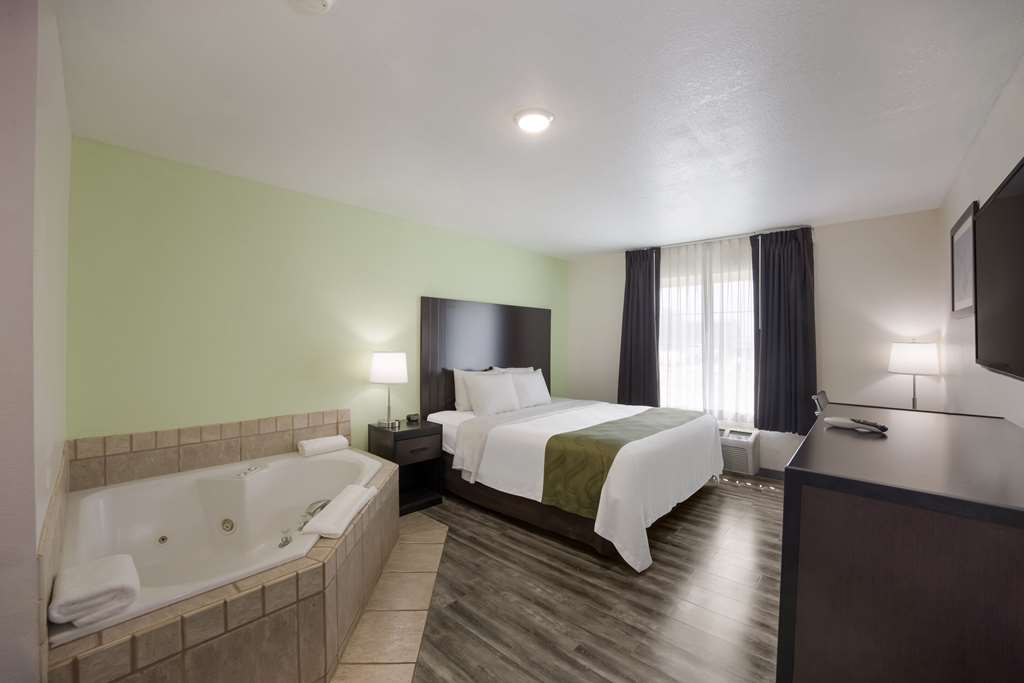 Quality Inn & Suites Clayton NM - photo 18