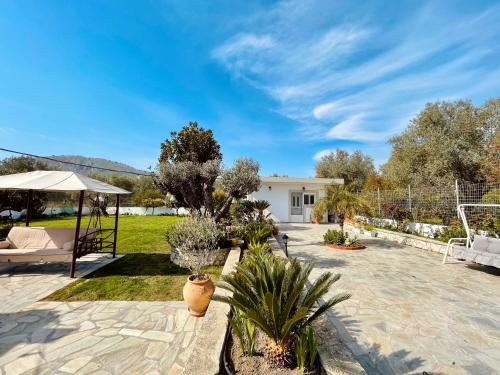 Archangelos Garden House — 4-Star Luxury Hotel in Archangelos, Greece