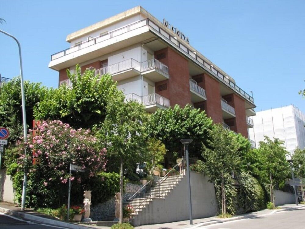 Hotel Nanda — hotel in Chianciano Terme