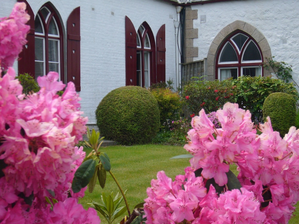 Undercliff Guest House — 4-Star Luxury Hotel in Saint Helier, Jersey
