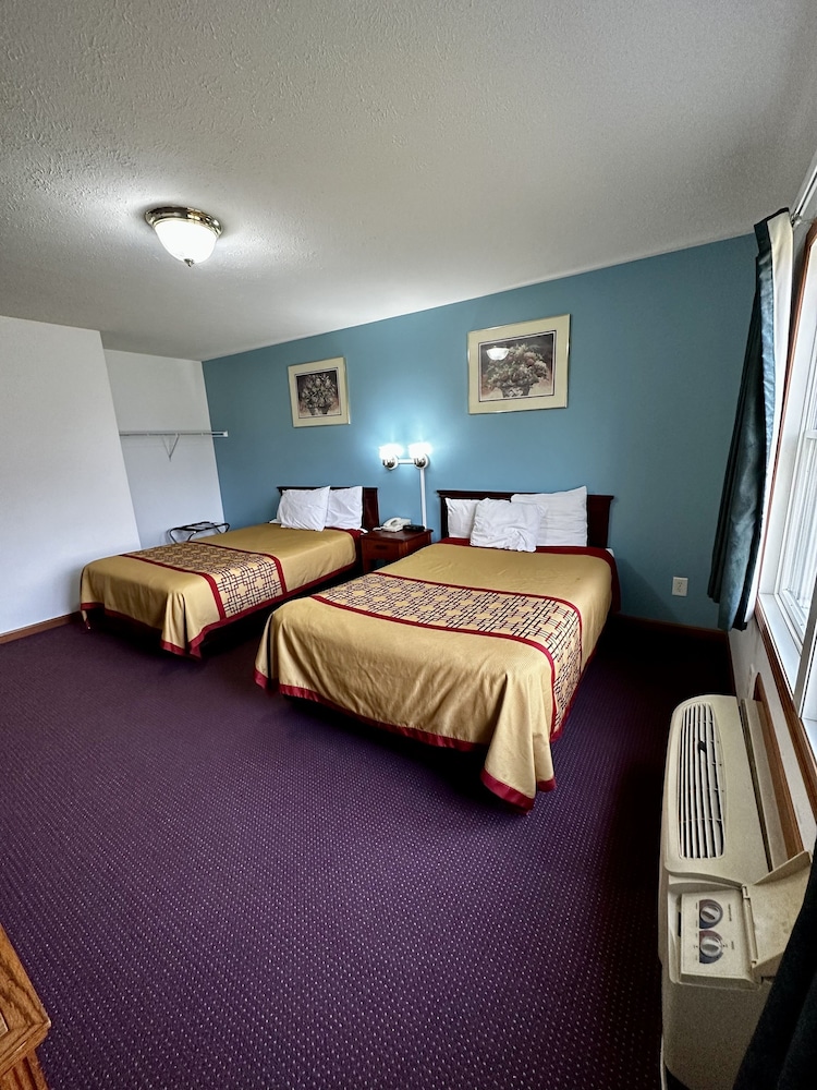 Attica Inn - photo 8