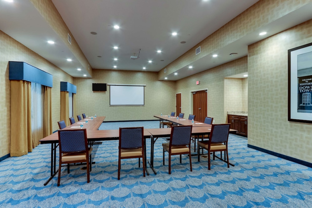 Hampton Inn & Suites Hartsville - photo 45