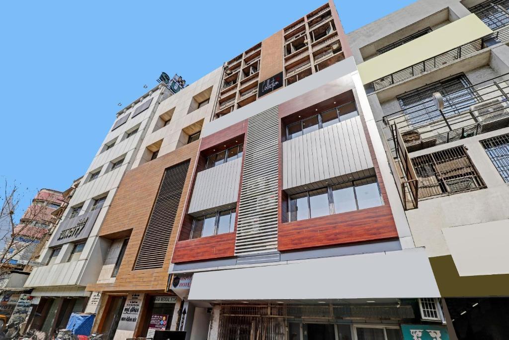 Collection O 87603 Ospite Hotel in Surat, India