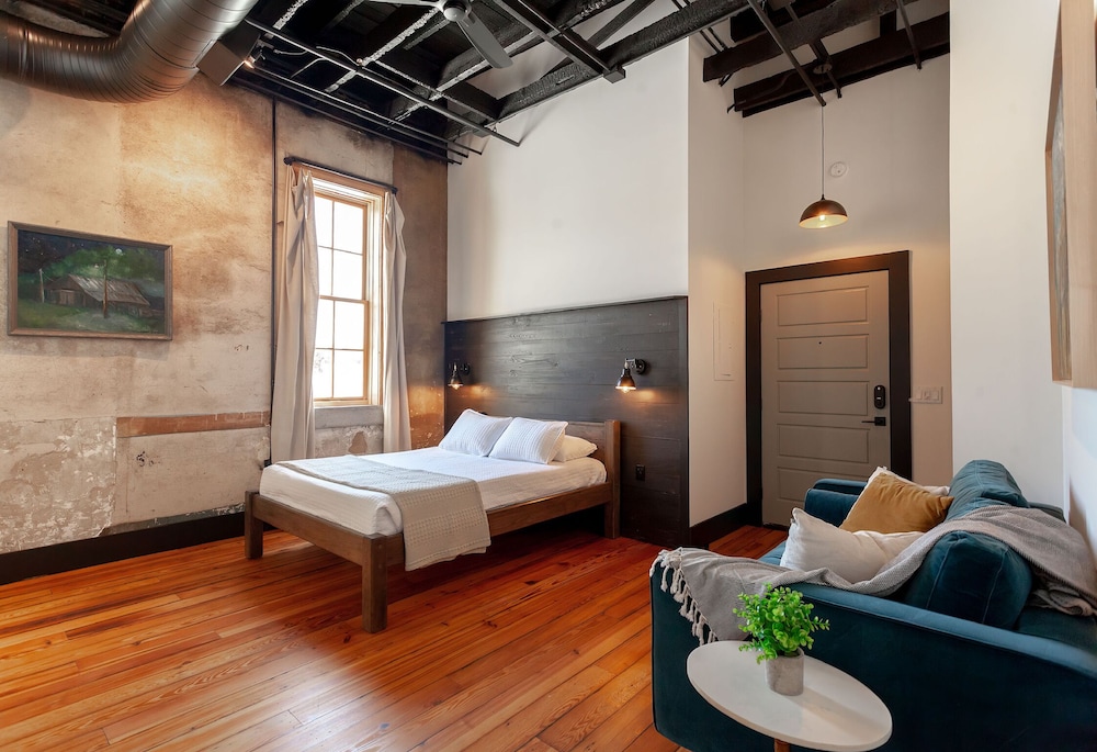 The Lofts 3rd and Main - photo 8