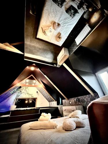 Love Room — Ploubazlanec