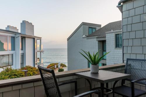 SB 6758 Italian Coastal Getaway — 4-Star Luxury Hotel in Solana Beach, United States