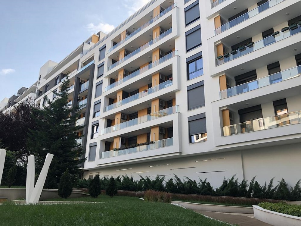 Central Garden Apartment — 4-Star Luxury Hotel in Belgrade, Serbia