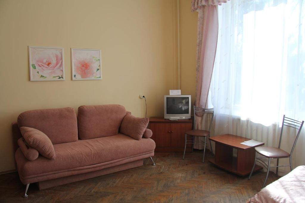 Duk Hotel — Uglich — photo 5