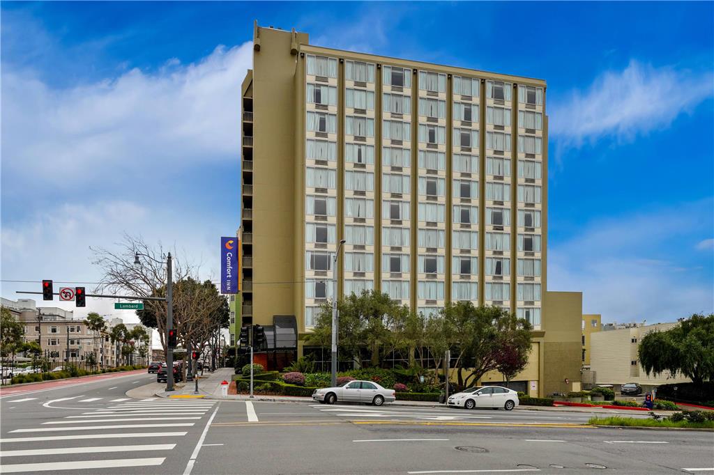 Comfort Inn by the Bay - photo 2