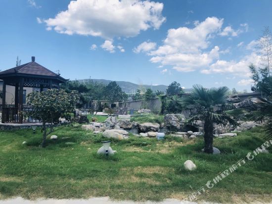 Bee Garden Hotel in Jiaozuo, People's Republic of China