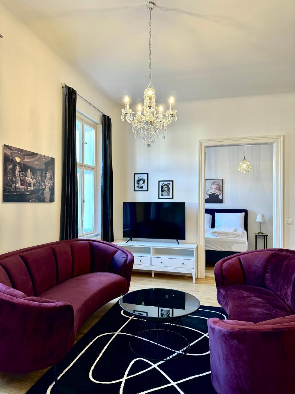 Residential Elegance: YourVienna Classic Apartments in City Center — 4-Star Luxury Hotel in Vienna, Austria