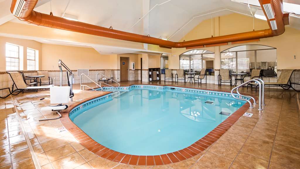 Best Western Plus Tulsa Inn & Suites - photo 17