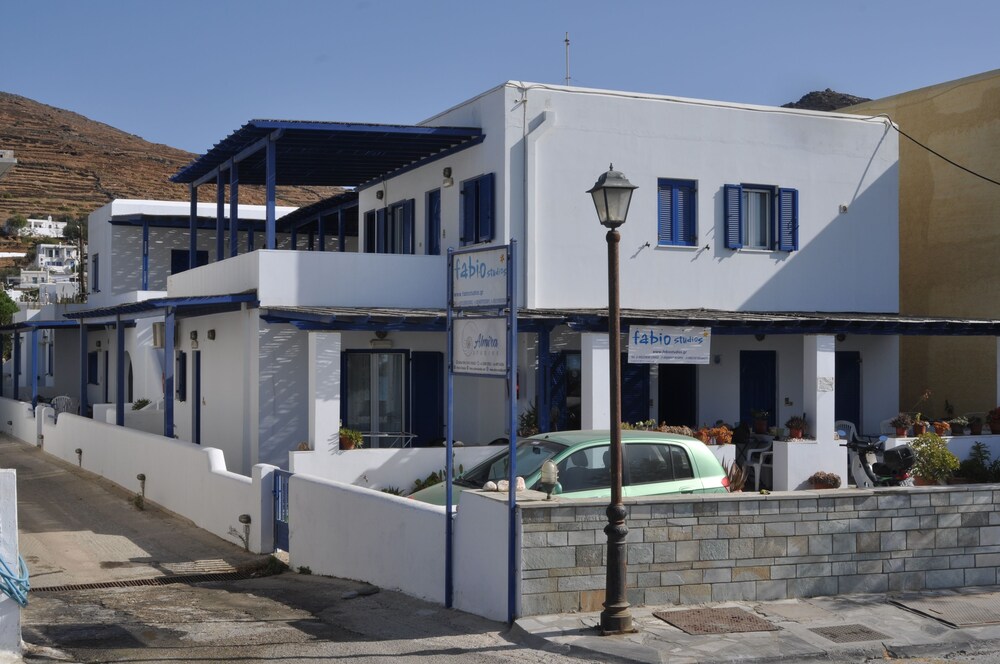 Fabio Studios — Tinos — photo 2