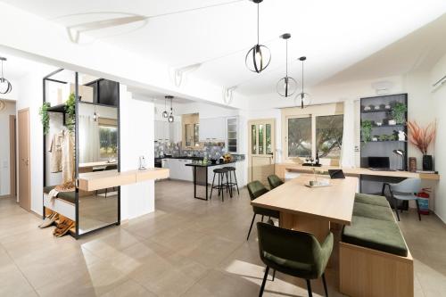 Ria's Apartment in Ag. Nikolaos — 4-Star Luxury Hotel in Agios Nikolaos, Greece