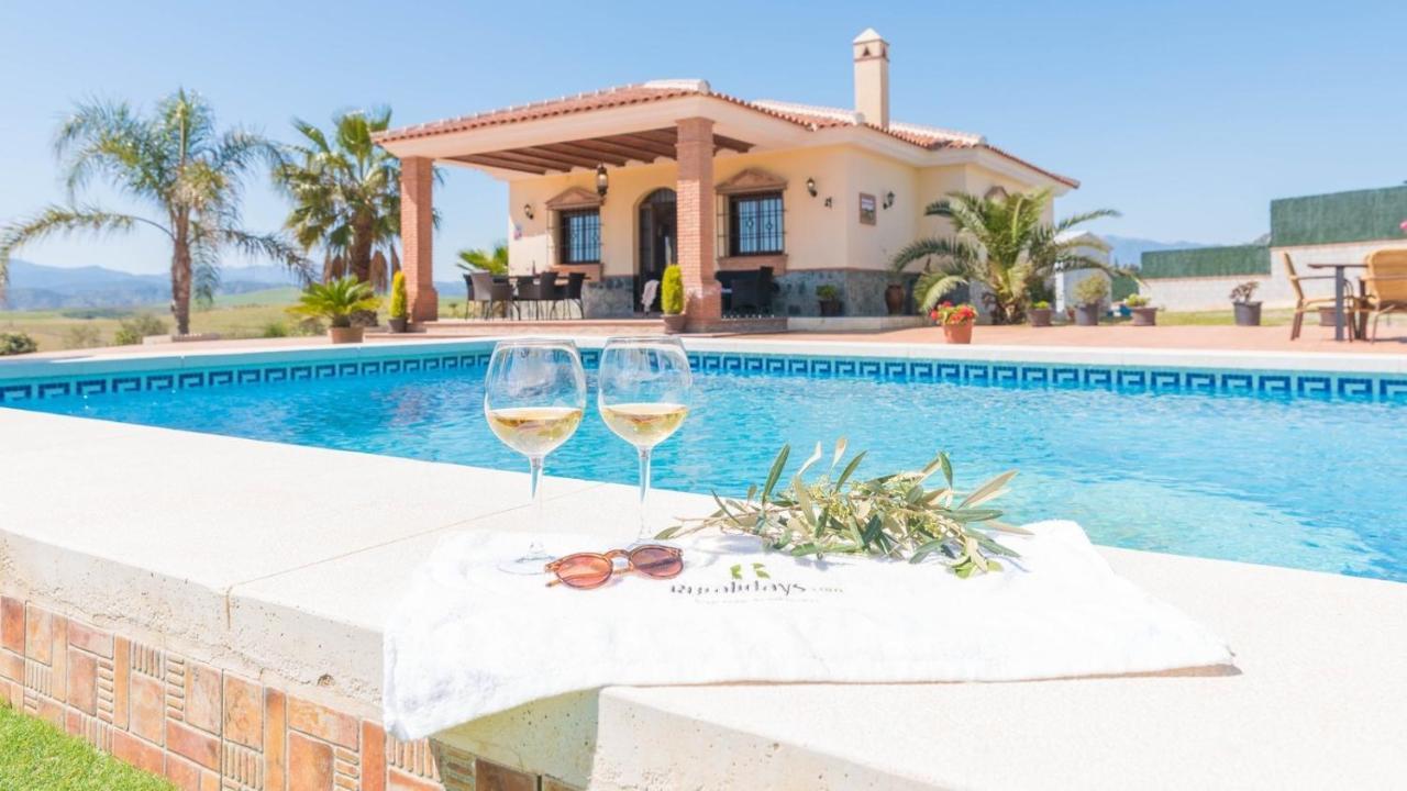 Casa La Era Coin by Ruralidays — 4-Star Luxury Hotel in Coin, Spain