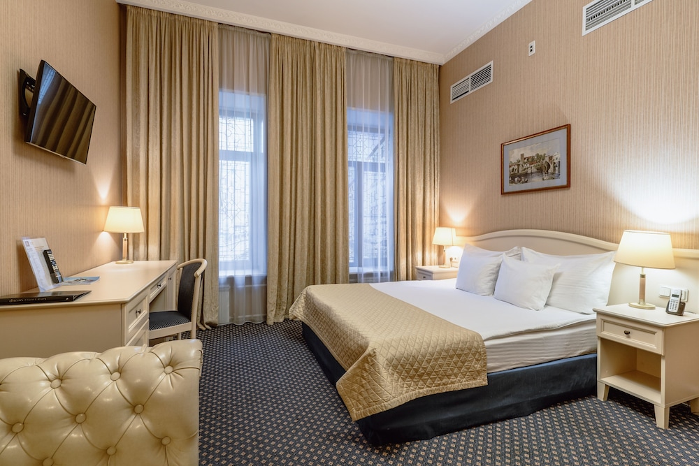 Aston Hotel — 4-Star Luxury Hotel in Saint Petersburg, Russia