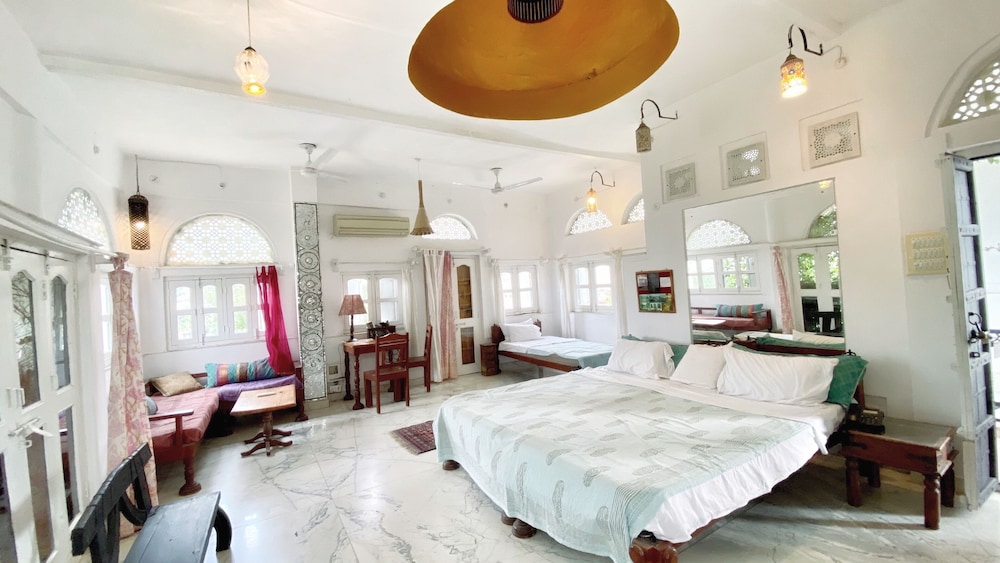 Dia Homestay — 4-Star Luxury Hotel in Pushkar, India