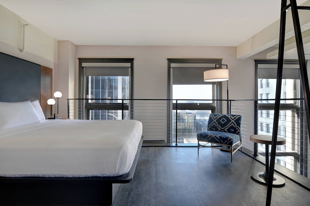 Courtyard by Marriott Cincinnati Downtown - photo 13