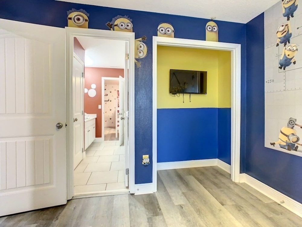 Fun Games & Relaxation At Solterra Resort 6 Bedroom Home by Redawning - photo 36