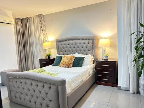 Fino y Elegante Condominio Ejecutivo — 4-Star Luxury Hotel in San Pedro Sula, Honduras