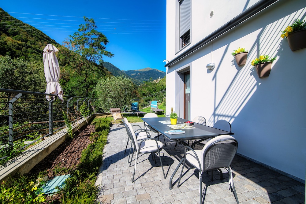 JOIVY Luxury flat & Lake Como view — 4-Star Luxury Hotel in Argegno, Italy