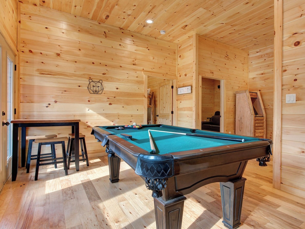 Gatlinburg Escape - photo 8