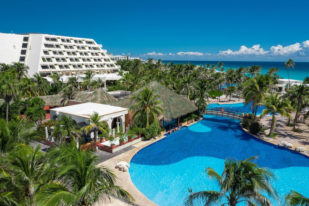 The Grand Oasis Cancun All Inclusive