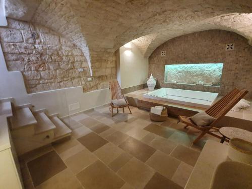 Alba Luxury Suite — 4-Star Luxury Hotel in Ostuni, Italy