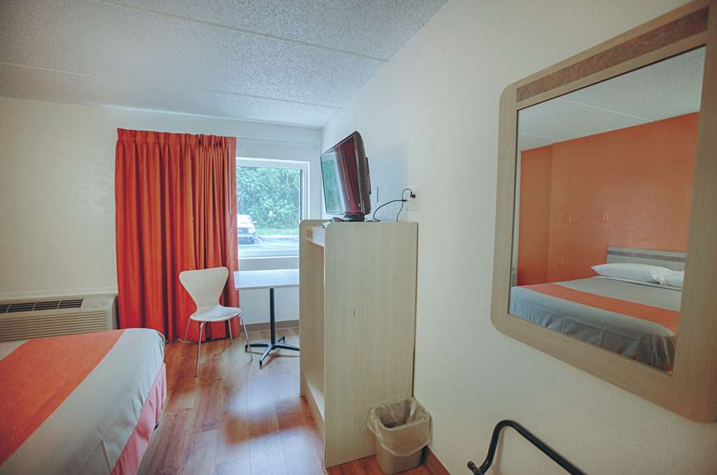 Motel 6 Albany NY - photo 7