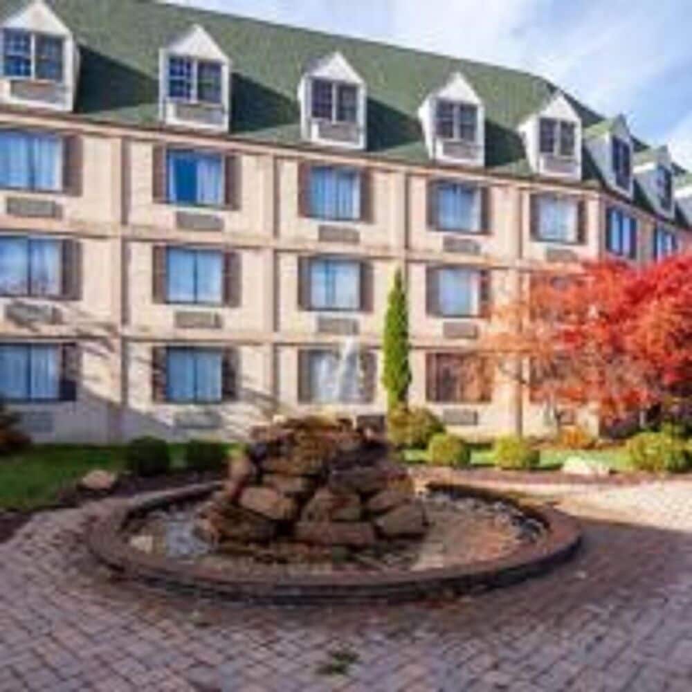 Chateau Resort & Conference Center - photo 41