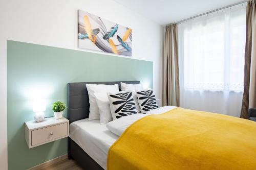 Central Free Parking Large Balcony — 4-Star Luxury Hotel in Budapest, Hungary