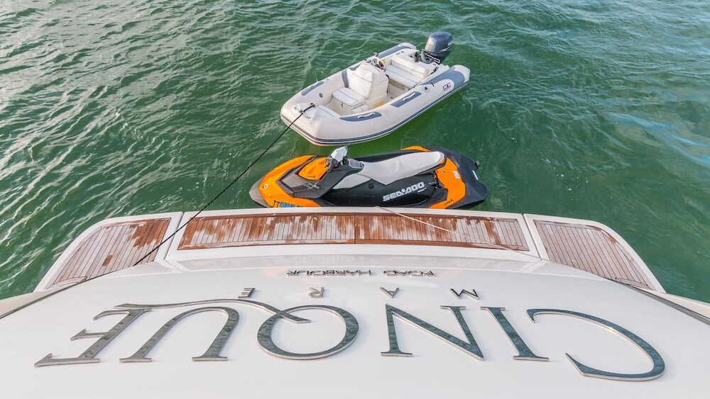 Miami Beach Luxury Yacht Charters - photo 10