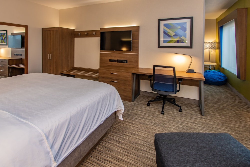 Holiday Inn Express Hotel & Suites Roseville Galleria Area by IHG - photo 32