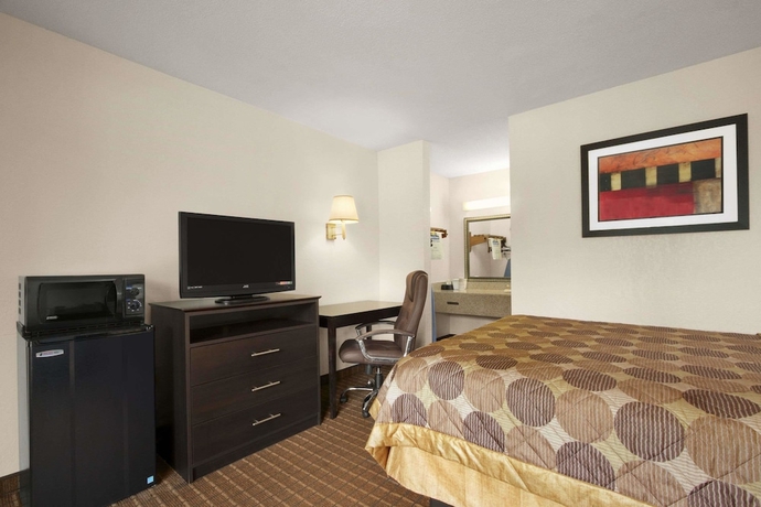 Days Inn by Wyndham Port Royal Near Parris Island - photo 4