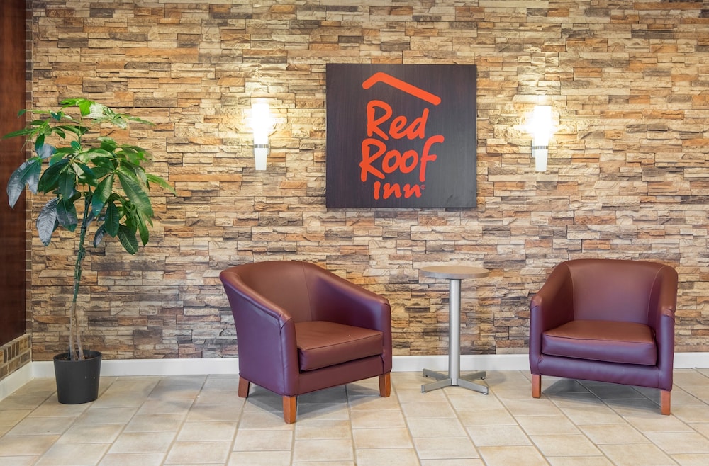 Quality Inn & Suites - photo 18