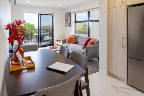 Seaside 2 Bed 2 Bath Haven Short Walk to the Beach — 4-Star Luxury Hotel in Christchurch, New Zealand
