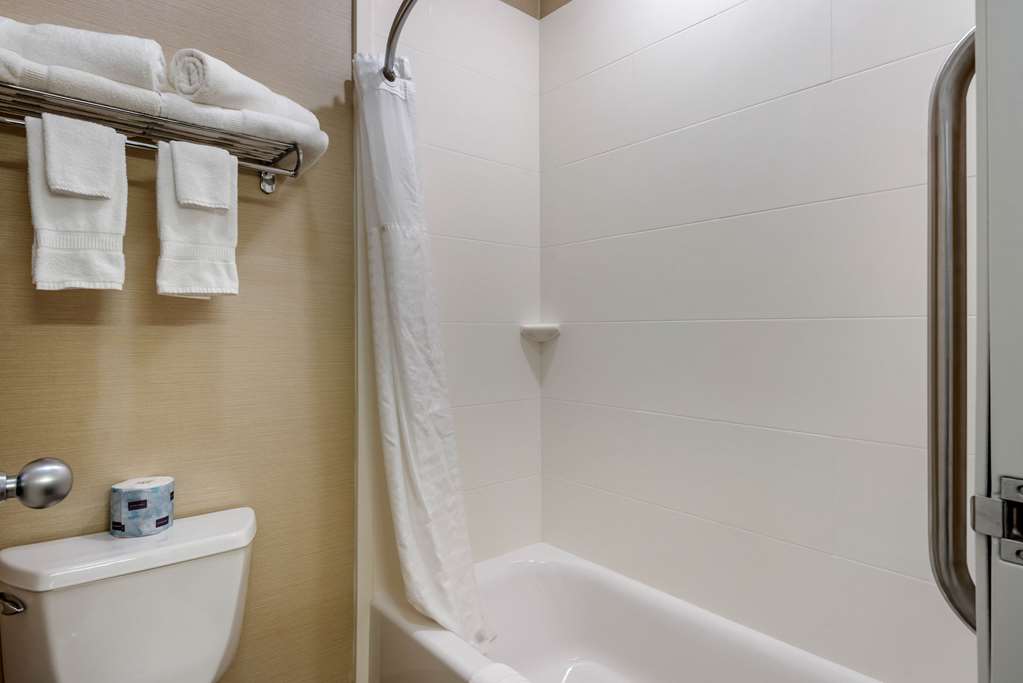 Comfort Inn Ellsworth Bar Harbor - photo 16