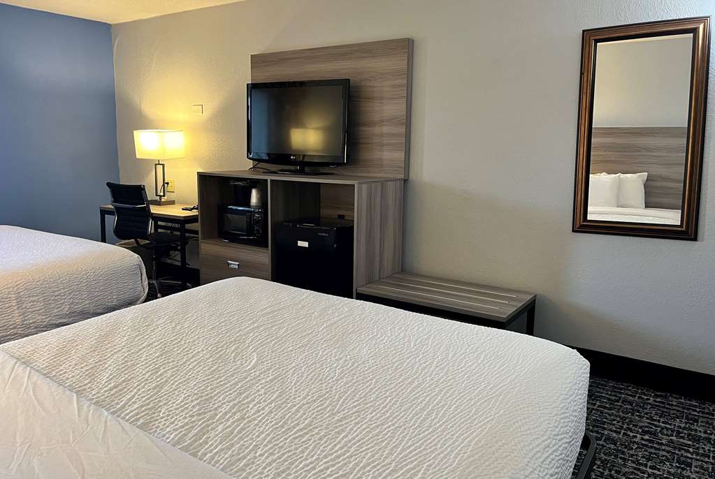 Baymont by Wyndham Indianapolis South - photo 22