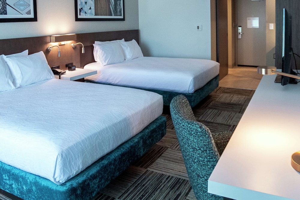 Hilton Garden Inn Spartanburg - photo 11
