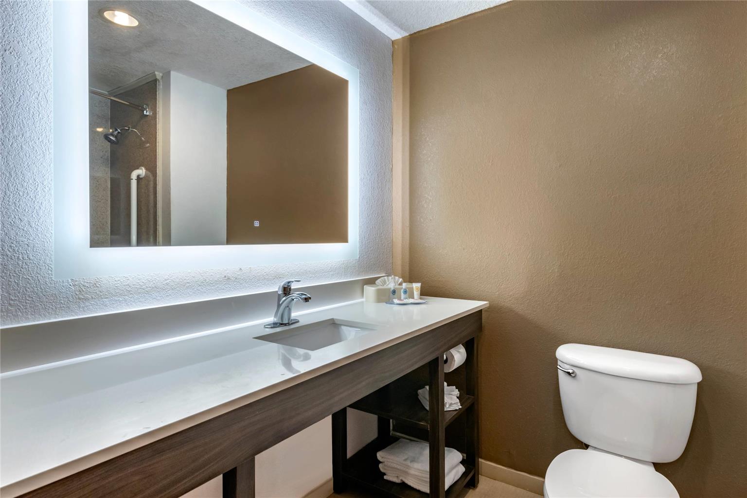 Comfort Suites Fort Pierce I 95 - photo 9