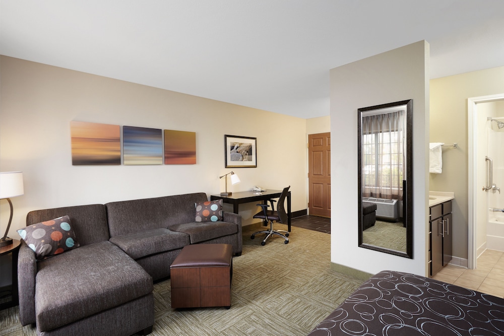 Staybridge Suites Chicago Glenview an IHG Hotel - photo 5
