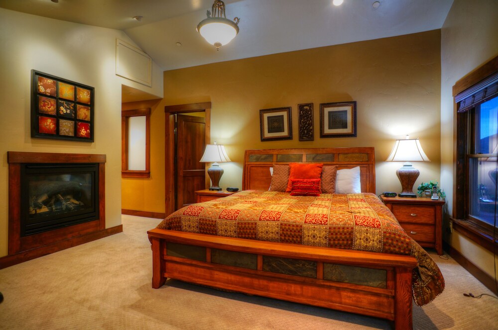 Abode at Parkwood Place - photo 20