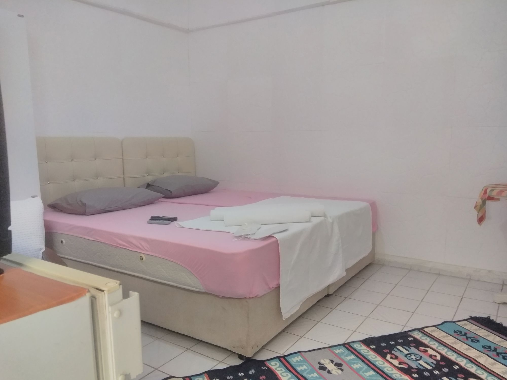 Asbella Otel in Edremit, Turkey