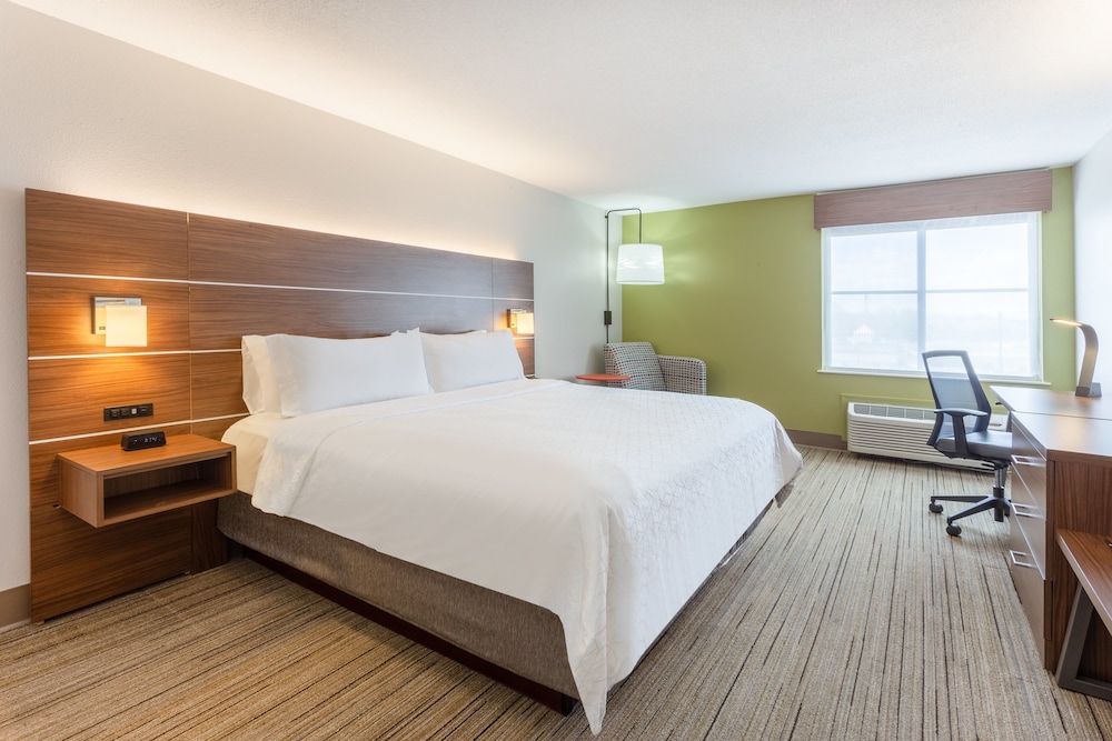 Holiday Inn Express & Suites Scottsburg by IHG - photo 7