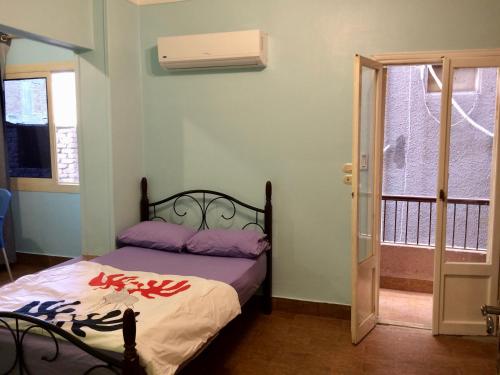 Men Only Private Room WiFi 5G AC Balcony in Heliopolis Shared Bathroom