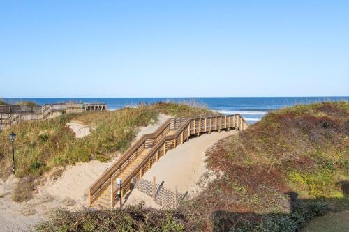 Slack Tide — Nags Head — photo 3